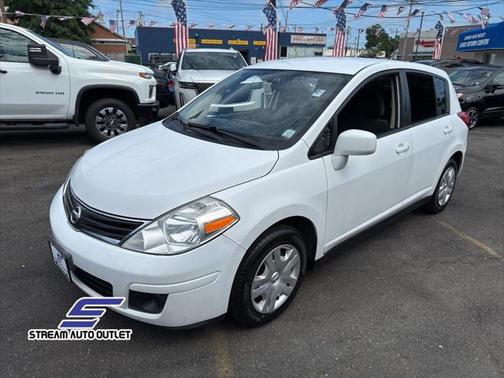 2011 Nissan Versa 1.8 S