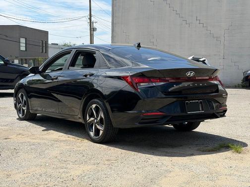 Onyx Black 2023 Hyundai ELANTRA SEL