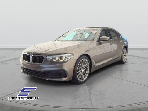 2019 BMW 530 530i