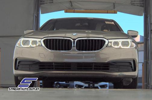 2019 BMW 530 530i
