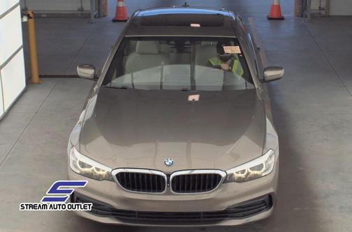 2019 BMW 530 530i