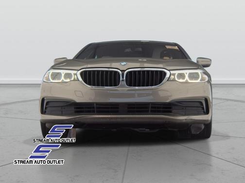 2019 BMW 530 530i