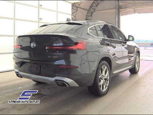2024 BMW X4 xDrive30i