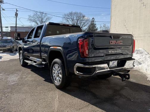 2021 GMC Sierra 2500 SLT