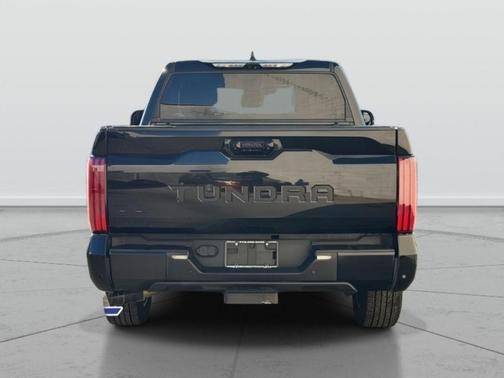 2022 Toyota Tundra Hybrid Platinum