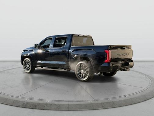 2022 Toyota Tundra Hybrid Platinum