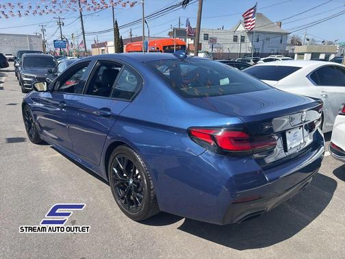 2022 BMW 530 i xDrive