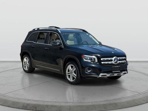 Black 2022 Mercedes-Benz GLB 250 4MATIC