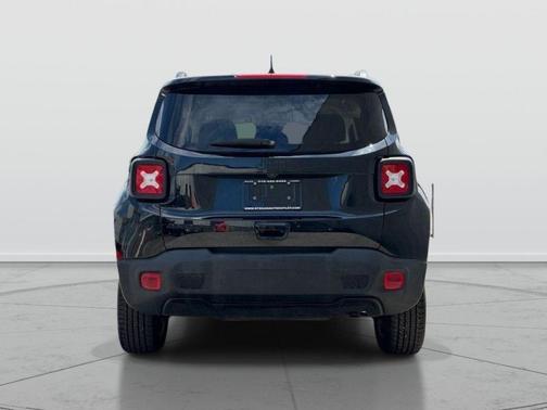 Black Clearcoat 2023 Jeep Renegade Altitude
