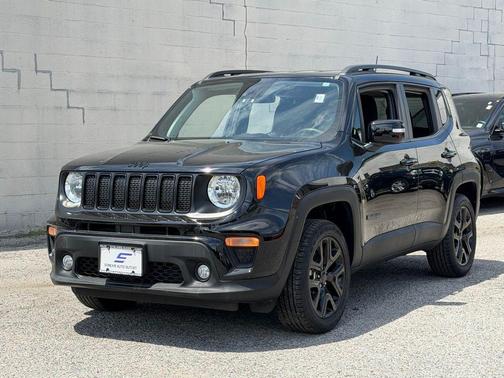 Black Clearcoat 2023 Jeep Renegade Altitude