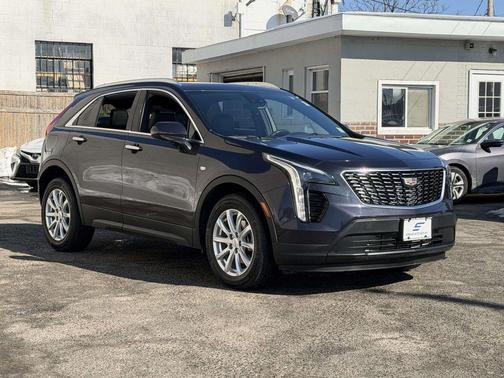 2023 Cadillac XT4 Luxury
