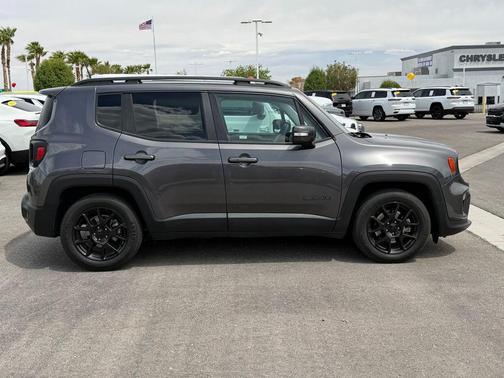 Granite Crystal Metallic Clearcoat 2019 Jeep Renegade Latitude
