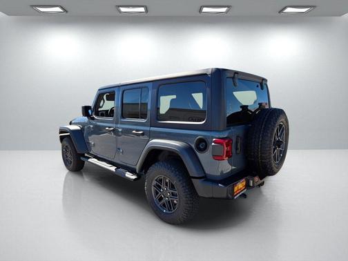 Anvil Clearcoat 2026 Jeep Wrangler Sport S