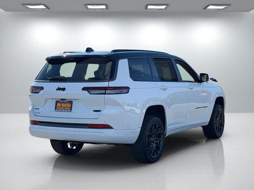 bright white clearcoat 2026 Jeep Grand Cherokee L Summit