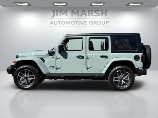 Earl Clearcoat 2024 Jeep Wrangler 4xe Sport S