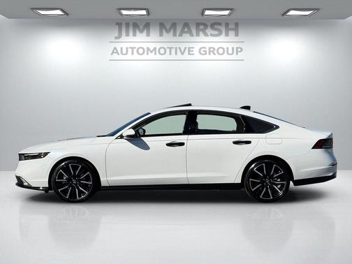 Platinum White Pearl 2025 Honda Accord Hybrid Touring