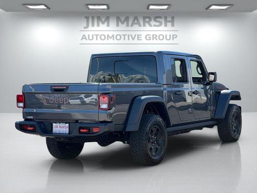 Granite Crystal Metallic Clearcoat 2023 Jeep Gladiator Mojave 4x4