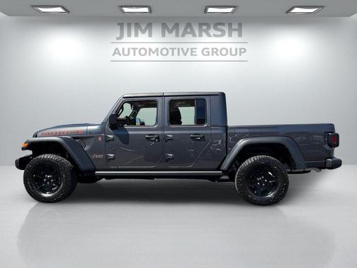 Granite Crystal Metallic Clearcoat 2023 Jeep Gladiator Mojave 4x4