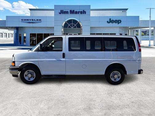 2017 Chevrolet Express 2500 LT