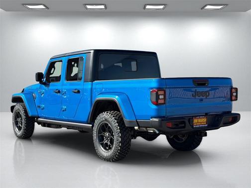 2026 Jeep Gladiator Willys 4x4