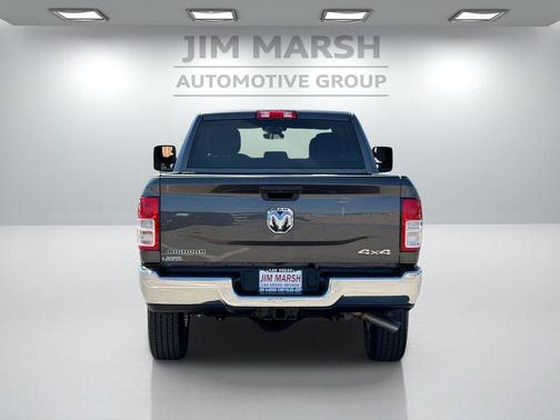 Granite Crystal Metallic Clearcoat 2024 RAM 2500 Big Horn Crew Cab 4x4 6'4' Box