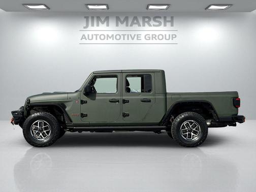 Granite Crystal Metallic Clearcoat 2021 Jeep Gladiator Mojave 4x4