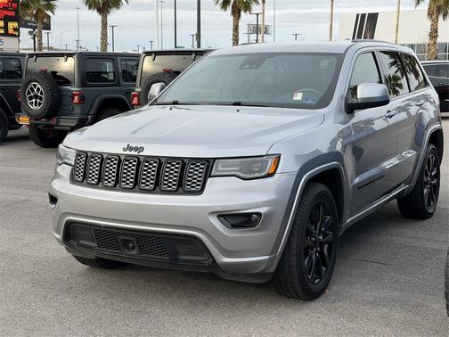 2021 Jeep Grand Cherokee Laredo