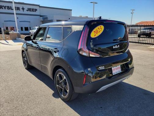 Fusion Black 2023 Kia Soul EX