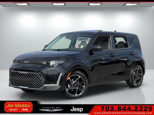 Fusion Black 2023 Kia Soul EX