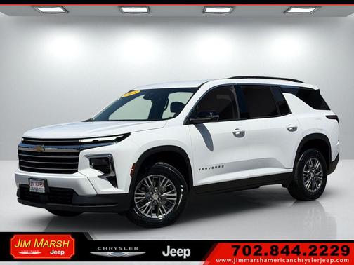 Summit White 2025 Chevrolet Traverse LT