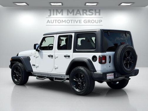 Bright White Clearcoat 2020 Jeep Wrangler Unlimited Sport Altitude