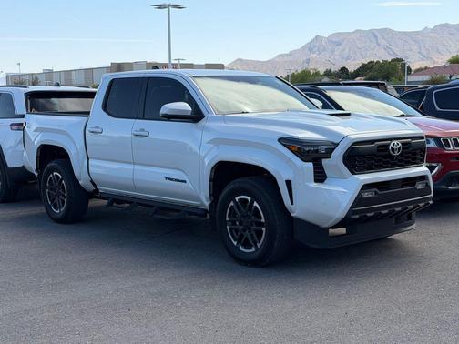 Wind Chill Pearl 2024 Toyota Tacoma TRD Sport