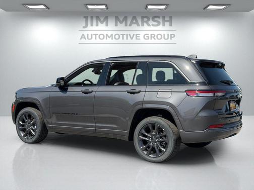Baltic Gray Metallic Clearcoat 2026 Jeep Grand Cherokee Limited