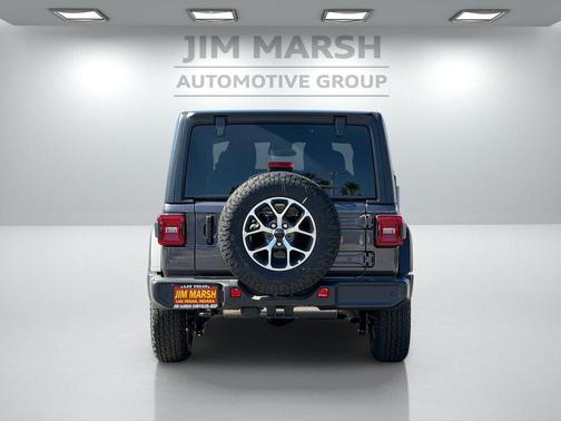 Granite Crystal Metallic Clearcoat 2026 Jeep Wrangler Sport S