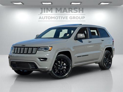 2022 Jeep Grand Cherokee Laredo