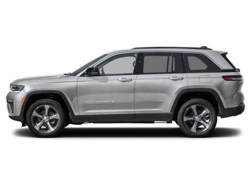 Silver Zynith 2026 Jeep Grand Cherokee Altitude