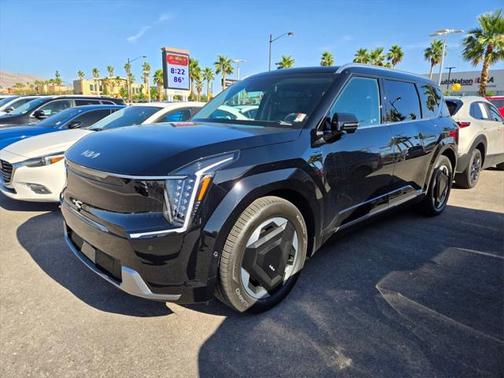 2025 Kia EV9 Land