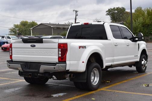 2022 Ford F-350 Lariat