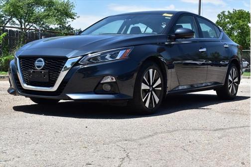 2022 Nissan Altima 2.5 SL