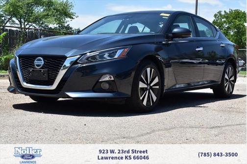 2022 Nissan Altima 2.5 SL