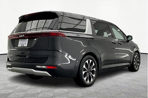 2022 Kia Carnival EX