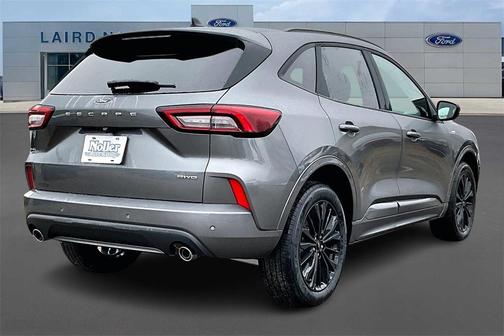 2026 Ford Escape ST-Line Elite