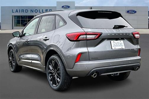 2026 Ford Escape ST-Line Elite