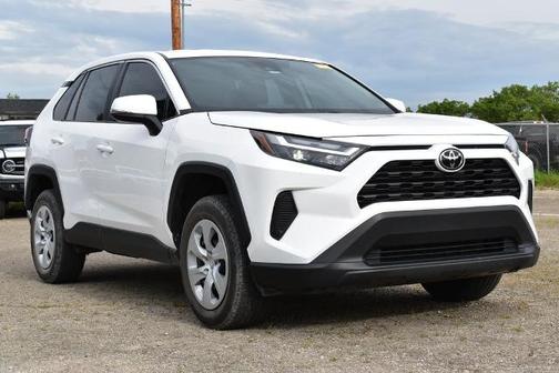 Ice 2025 Toyota RAV4 LE