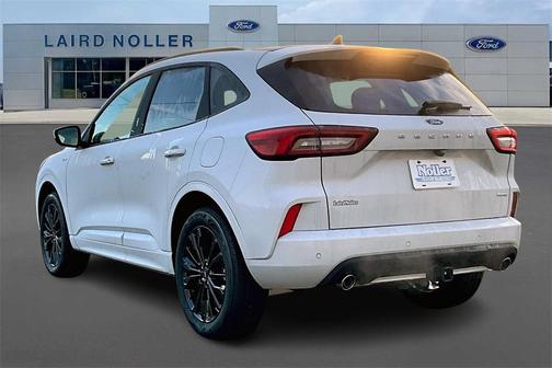 2026 Ford Escape ST-Line Elite