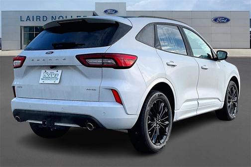 2026 Ford Escape ST-Line Elite