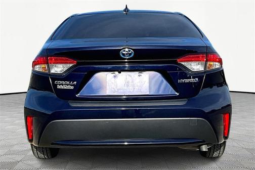 2022 Toyota Corolla Hybrid LE