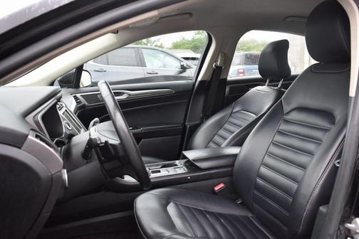 2019 Ford Fusion SEL