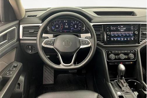 2023 Volkswagen Atlas 3.6L SE w/Technology