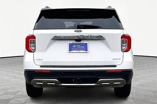 STAR WHITE MET TRI-COAT 2023 Ford Explorer XLT